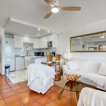 Oceanview House Hills בית נופש *